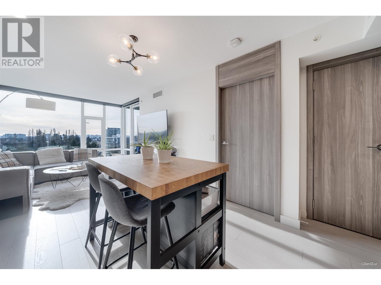 Listing Picture 5 of 25 : 1120 8800 HAZELBRIDGE WAY, Richmond / 烈治文 - 魯藝地產 Yvonne Lu Group - MLS Medallion Club Member