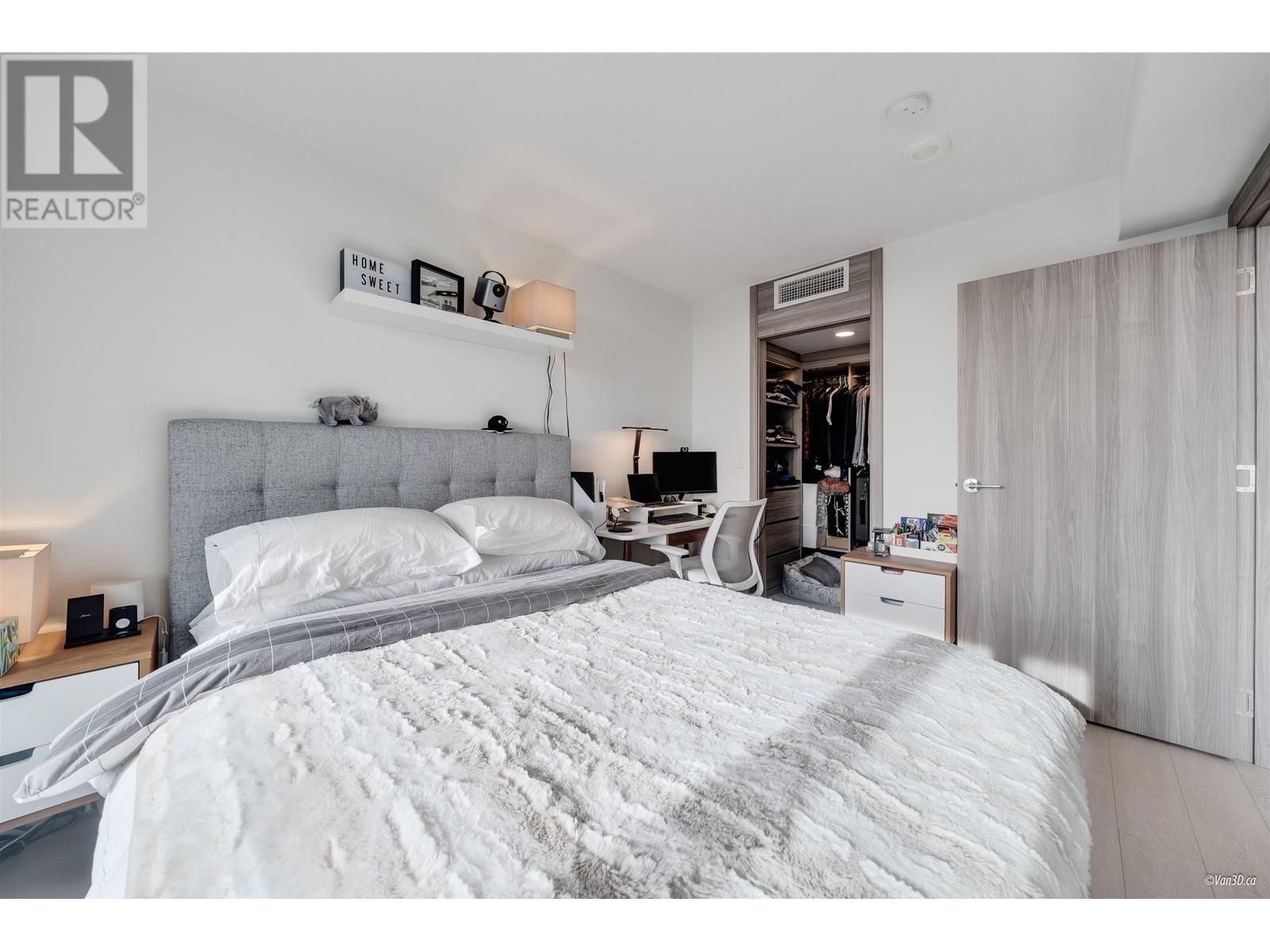 Listing Picture 13 of 25 : 1120 8800 HAZELBRIDGE WAY, Richmond / 烈治文 - 魯藝地產 Yvonne Lu Group - MLS Medallion Club Member