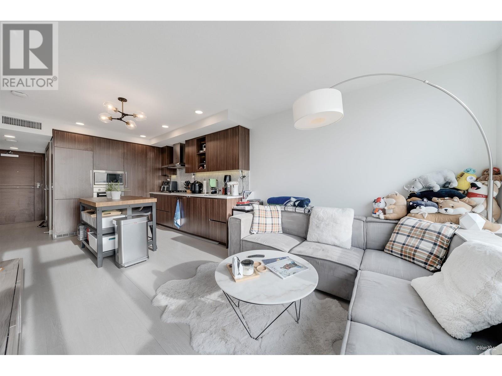 Listing Picture 8 of 25 : 1120 8800 HAZELBRIDGE WAY, Richmond / 烈治文 - 魯藝地產 Yvonne Lu Group - MLS Medallion Club Member