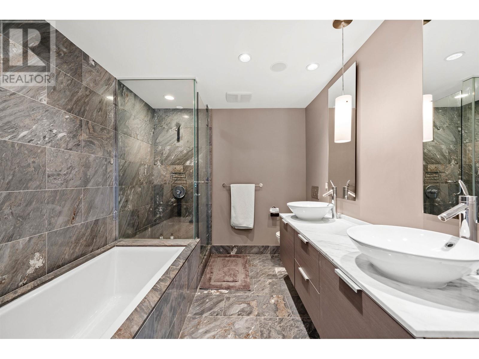 Listing Picture 16 of 30 : 2605 1111 ALBERNI STREET, Vancouver / 溫哥華 - 魯藝地產 Yvonne Lu Group - MLS Medallion Club Member