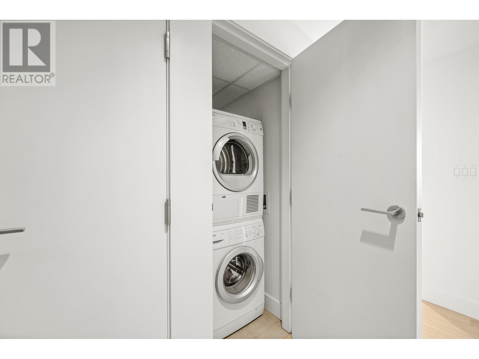 Listing Picture 22 of 30 : 2605 1111 ALBERNI STREET, Vancouver / 溫哥華 - 魯藝地產 Yvonne Lu Group - MLS Medallion Club Member