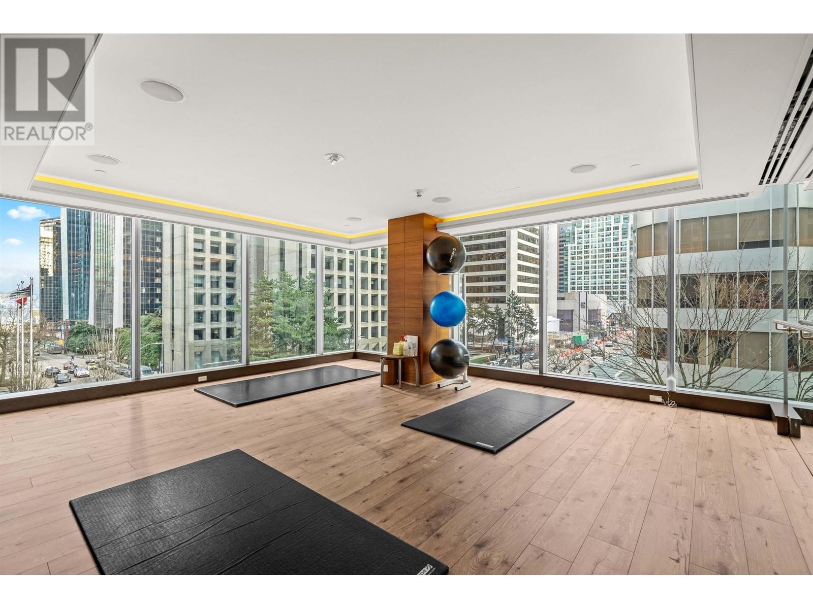 Listing Picture 29 of 30 : 2605 1111 ALBERNI STREET, Vancouver / 溫哥華 - 魯藝地產 Yvonne Lu Group - MLS Medallion Club Member