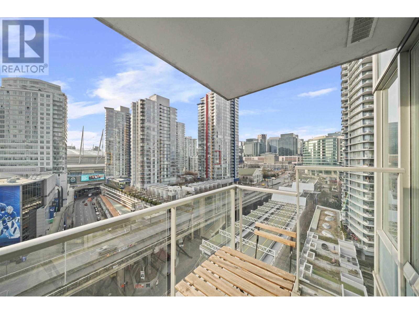 Listing Picture 20 of 27 : 1707 689 ABBOTT STREET, Vancouver / 溫哥華 - 魯藝地產 Yvonne Lu Group - MLS Medallion Club Member