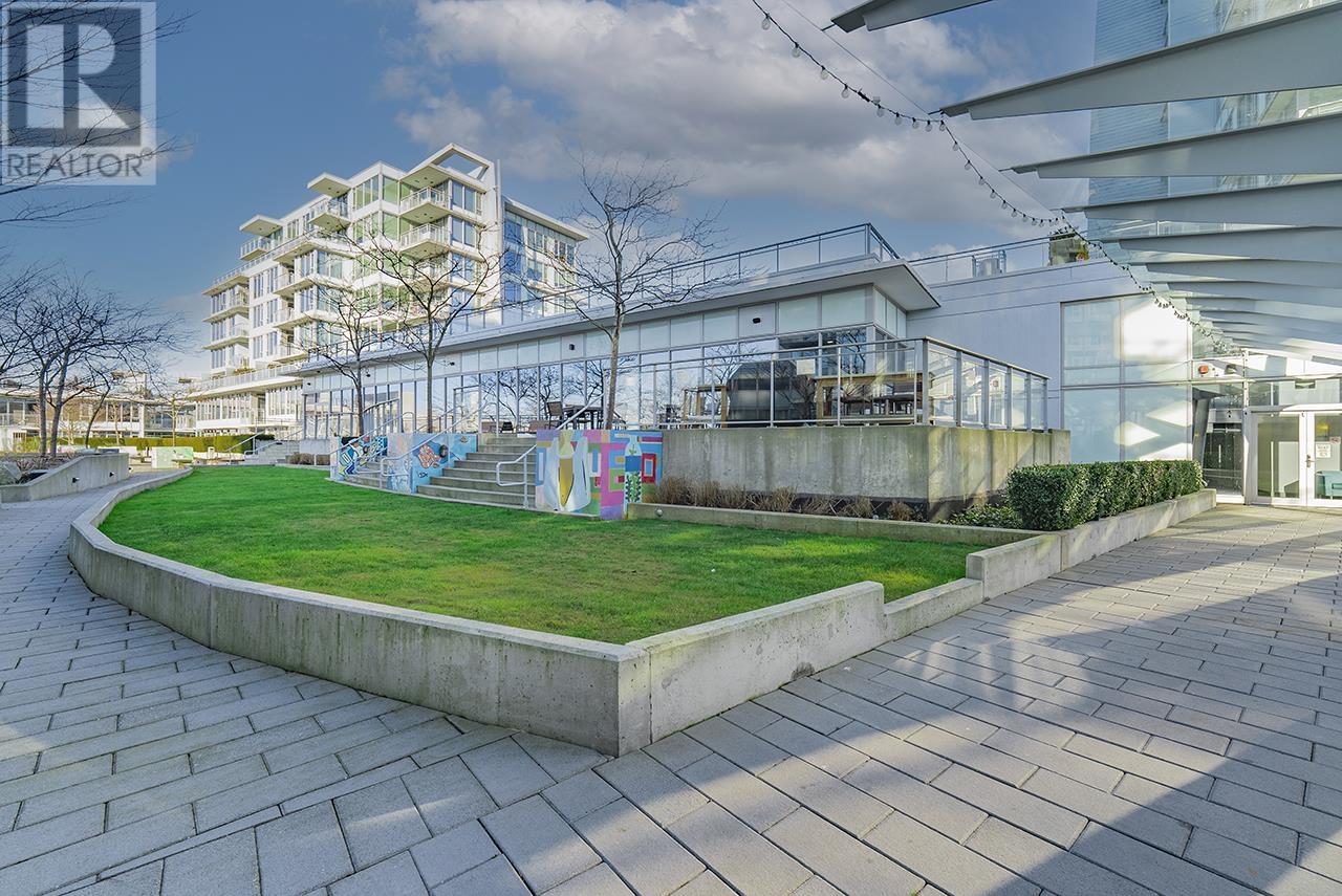 Listing Picture 26 of 29 : 6018 5511 HOLLYBRIDGE WAY, Richmond / 烈治文 - 魯藝地產 Yvonne Lu Group - MLS Medallion Club Member