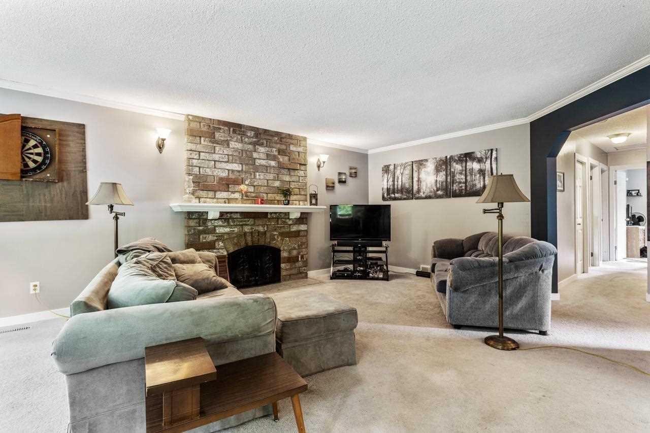 Property at 31721 CHARLOTTE AVENUE image 5