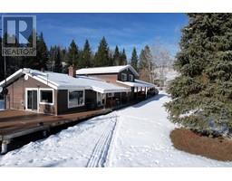 5220 PINEVALLEY ROAD, 100 mile house, British Columbia