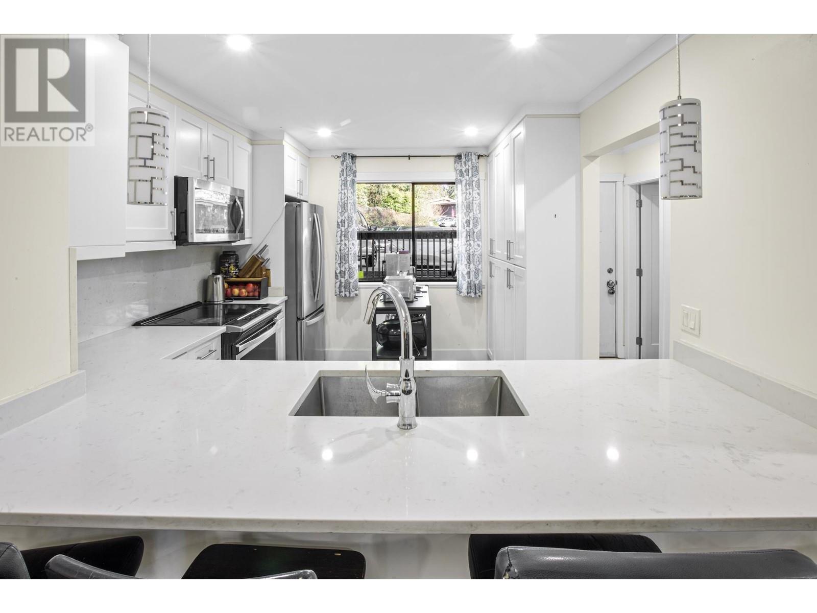 325b Evergreen Drive, Port Moody, British Columbia  V3H 1S1 - Photo 4 - R2960522