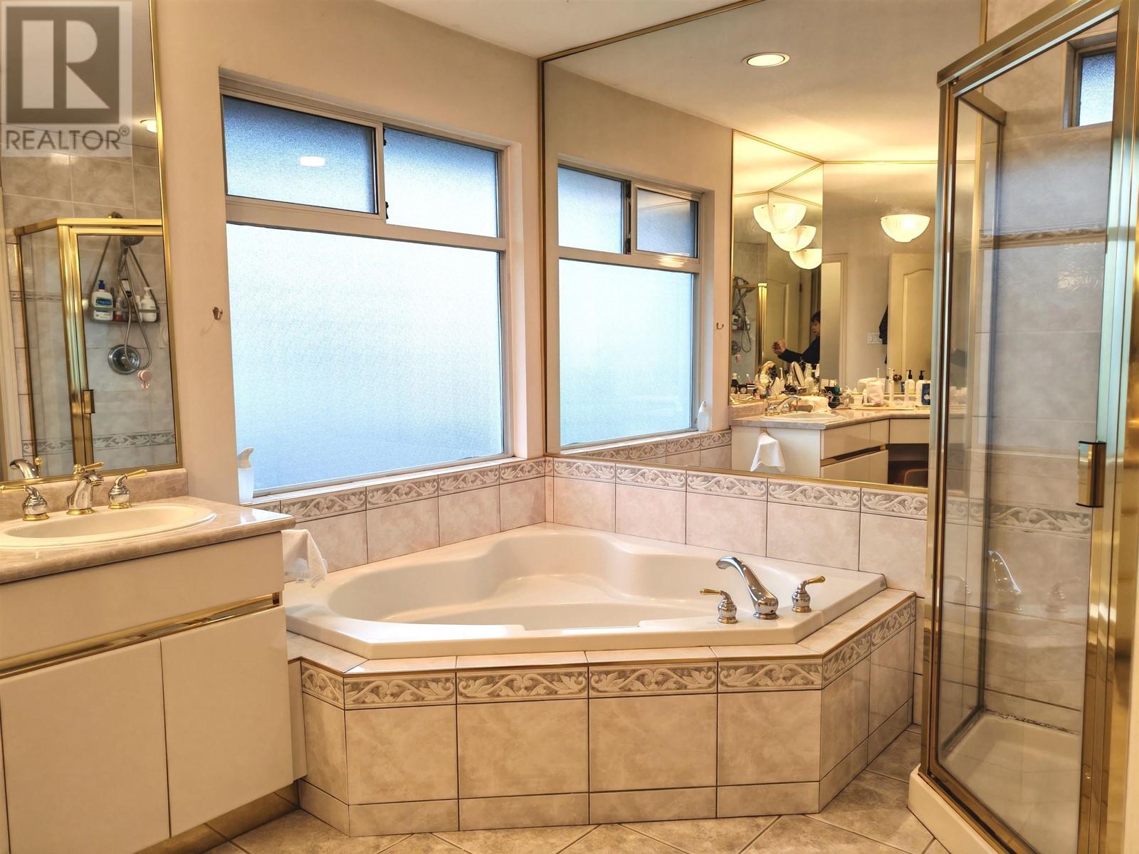 12000 Cameron Drive, Richmond, British Columbia  V6V 2T3 - Photo 28 - R2960240