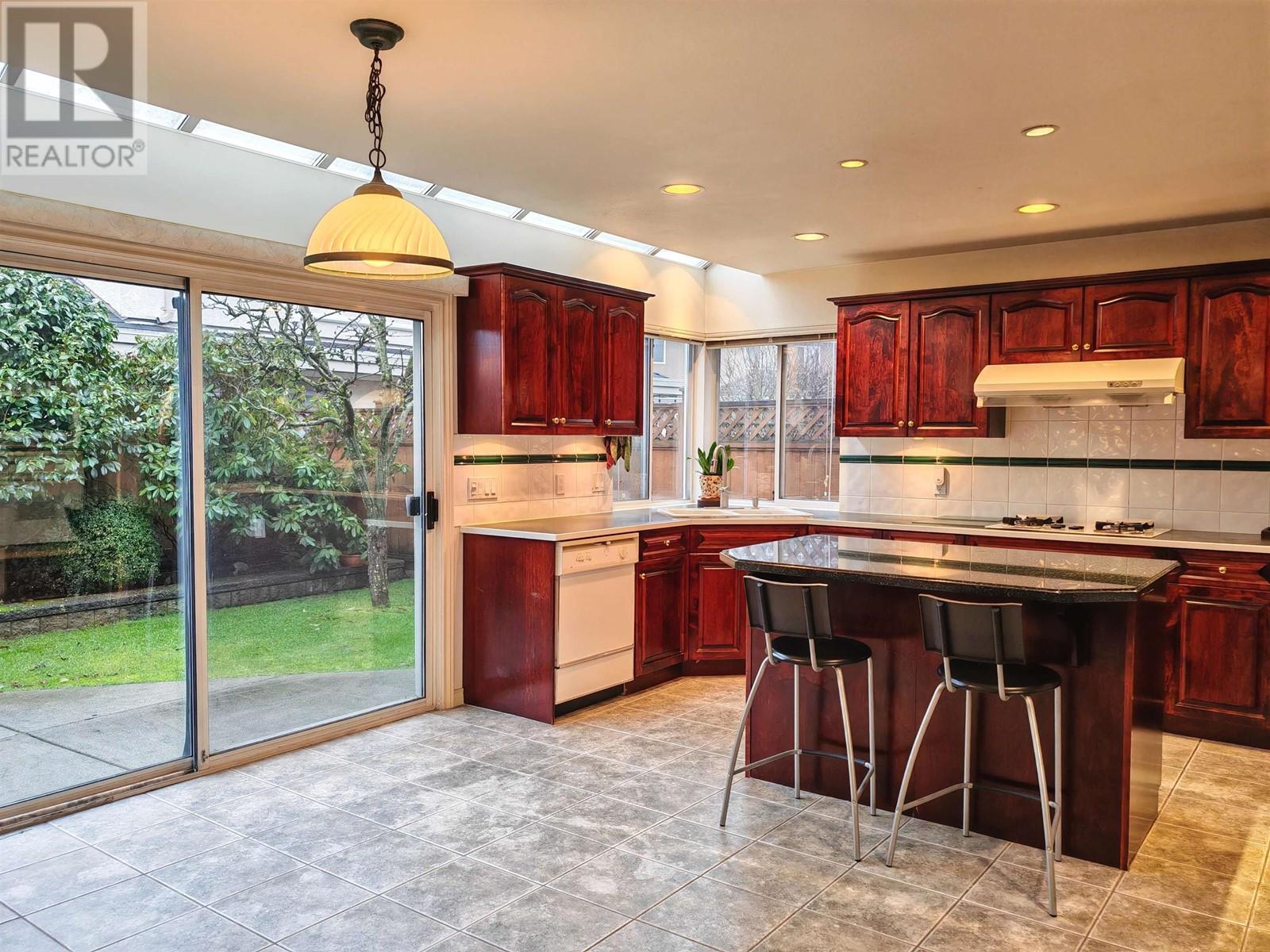 12000 Cameron Drive, Richmond, British Columbia  V6V 2T3 - Photo 11 - R2960240