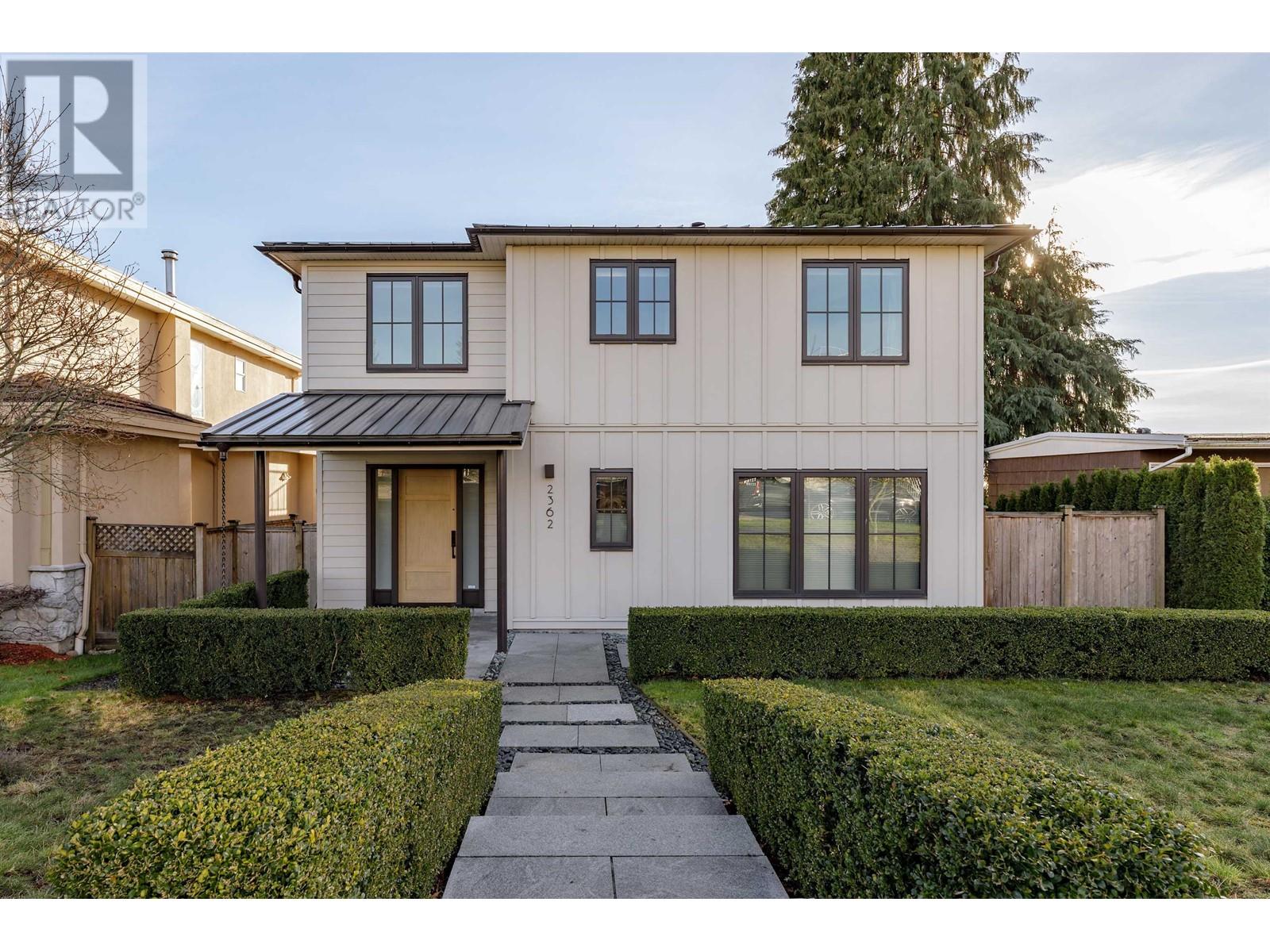 Listing Picture 29 of 33 : 2362 BURQUITLAM DRIVE, Vancouver / 溫哥華 - 魯藝地產 Yvonne Lu Group - MLS Medallion Club Member