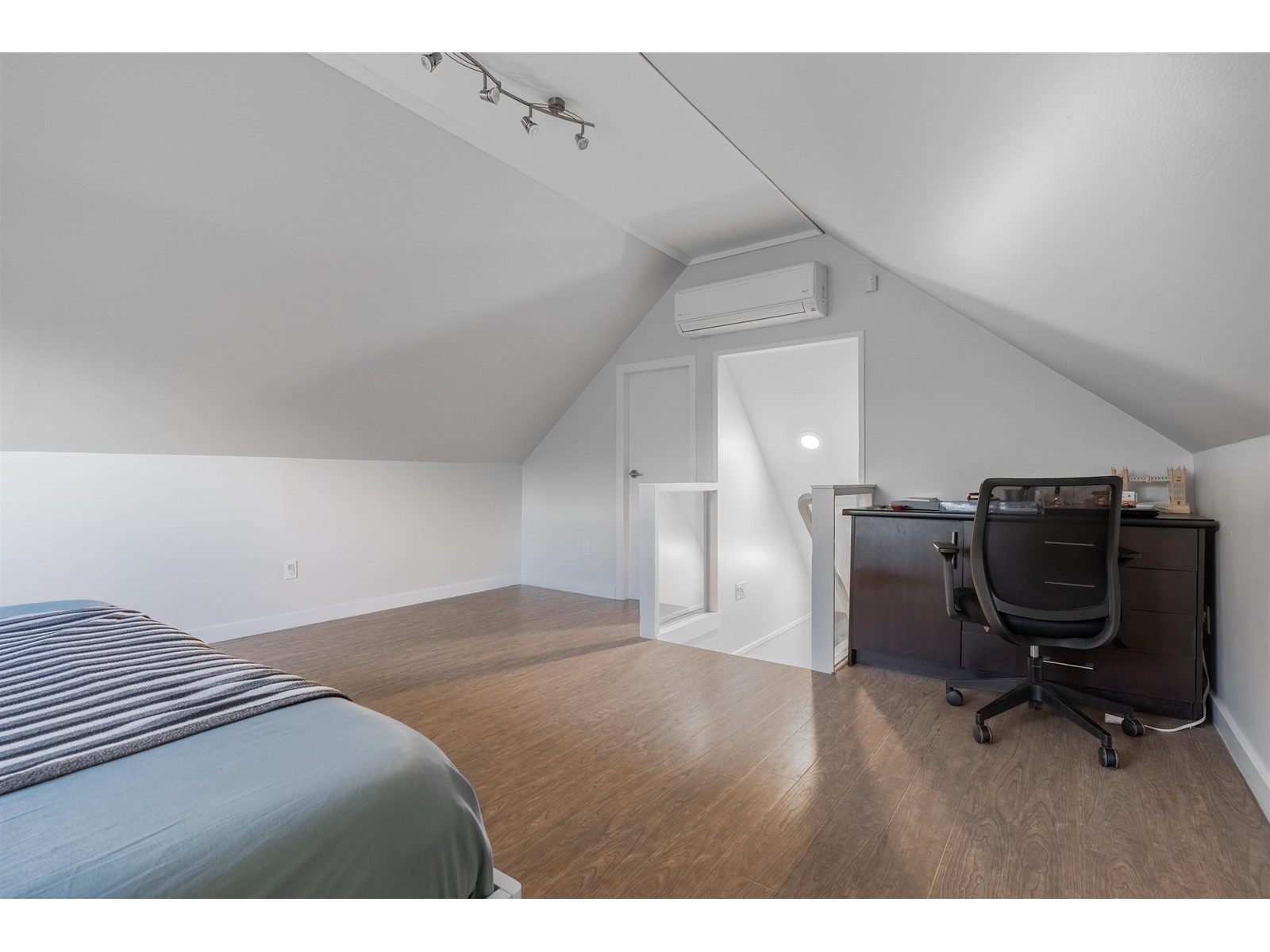 13036 61b Avenue, Surrey, British Columbia  V3X 2G4 - Photo 18 - R2960409