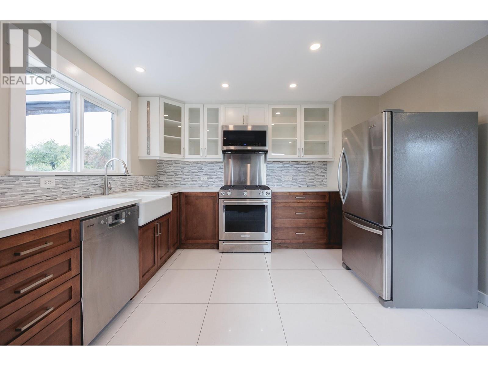 362 Alberta Street, New Westminster, British Columbia  V3L 3J4 - Photo 11 - R2942840