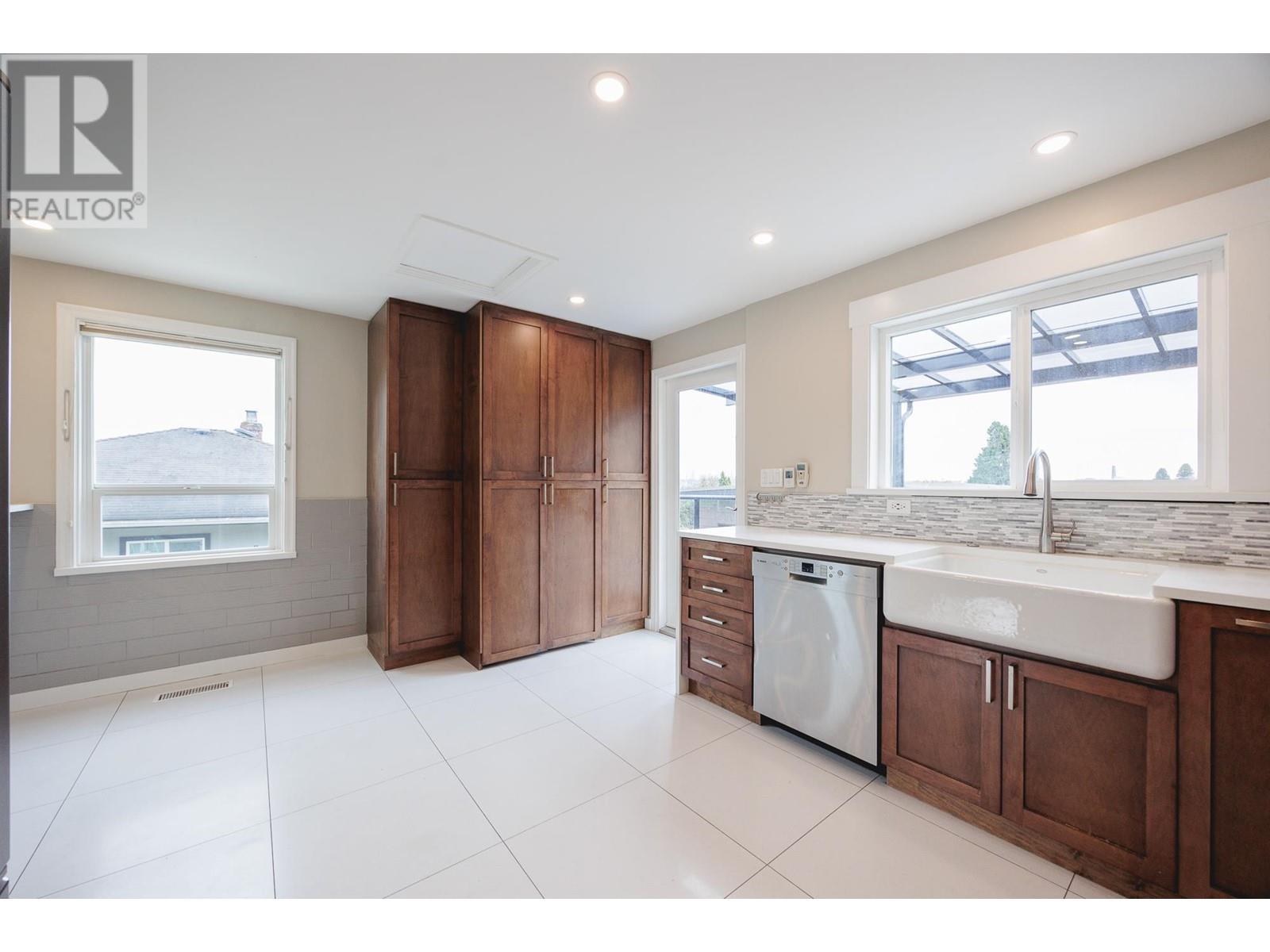 362 Alberta Street, New Westminster, British Columbia  V3L 3J4 - Photo 14 - R2942840