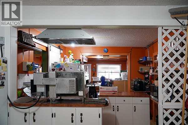 Property at 409 5 Street S image 5