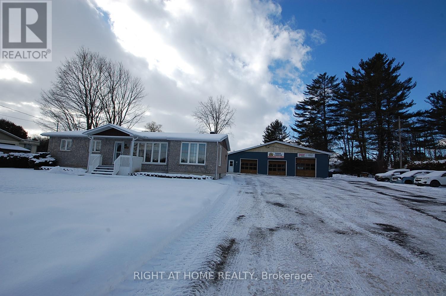 312 Ramage Road N, Clarence-Rockland, Ontario  K4K 1K7 - Photo 1 - X11943136