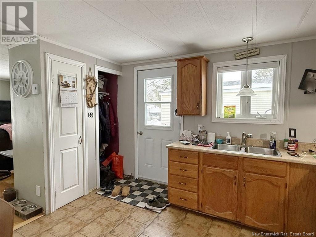 29 Parc P'tiso Street, Edmundston, New Brunswick  E3V 3X7 - Photo 6 - NB111785