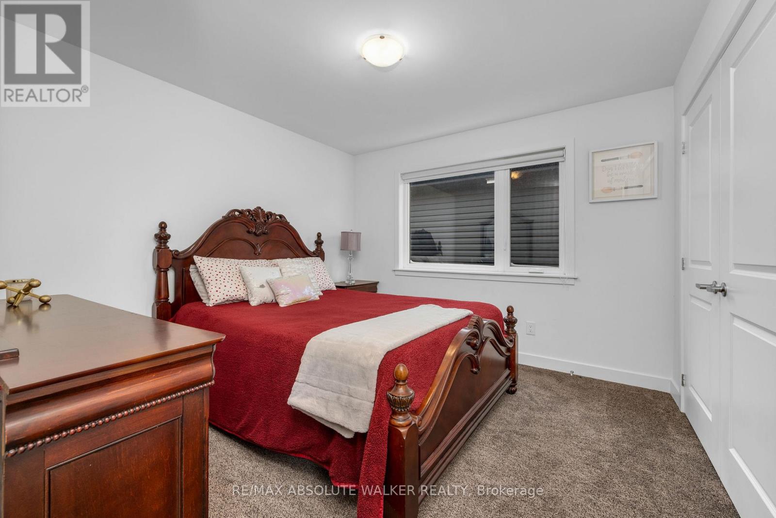 3301 Findlay Creek Drive, Ottawa, Ontario  K1T 0V2 - Photo 14 - X11943227