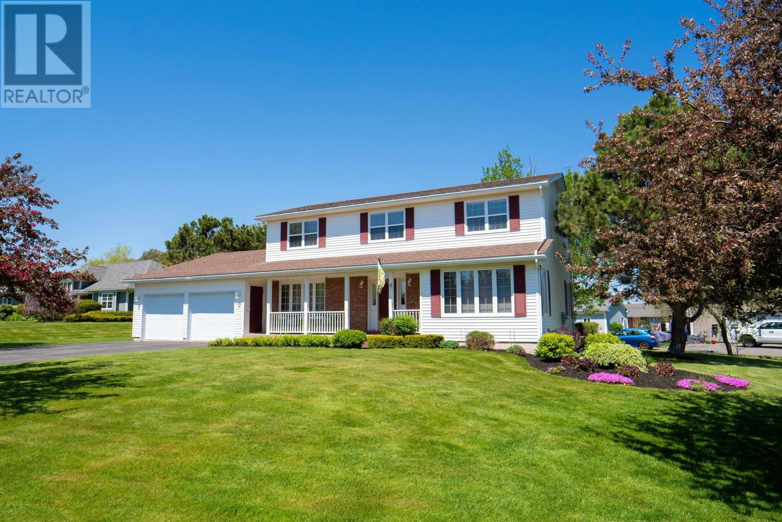 3 Penny Lane, amherst, Nova Scotia