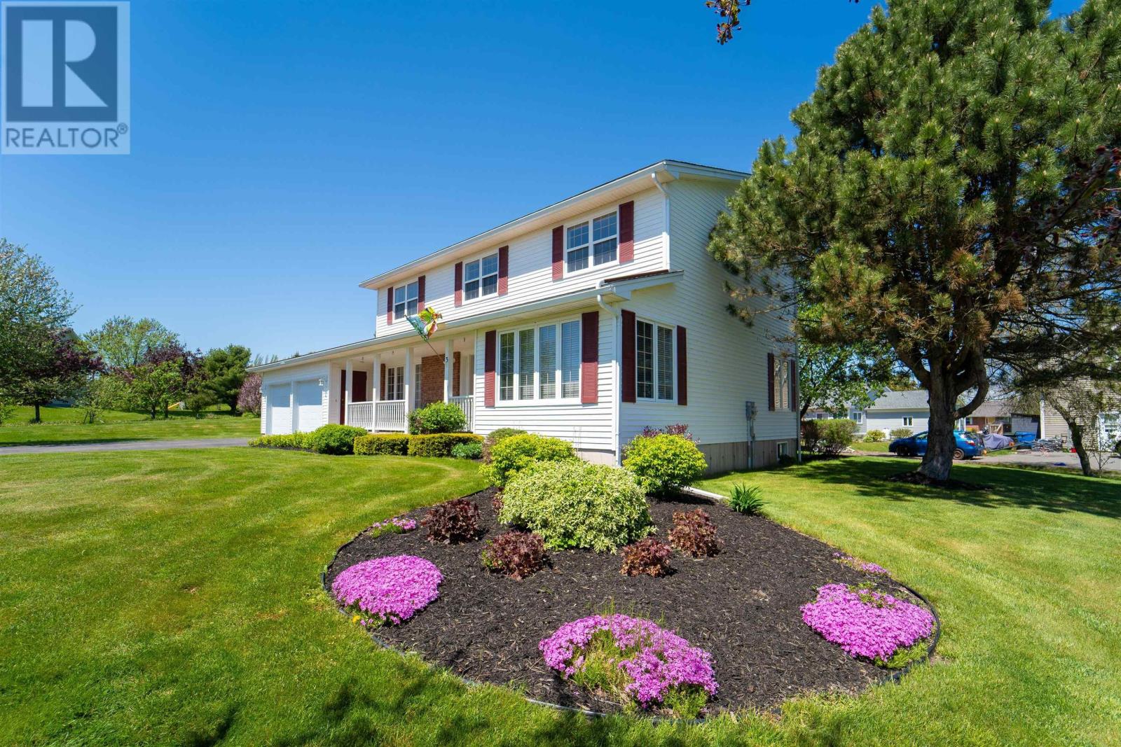 3 Penny Lane, Amherst, Nova Scotia  B4H 4V4 - Photo 3 - 202501735