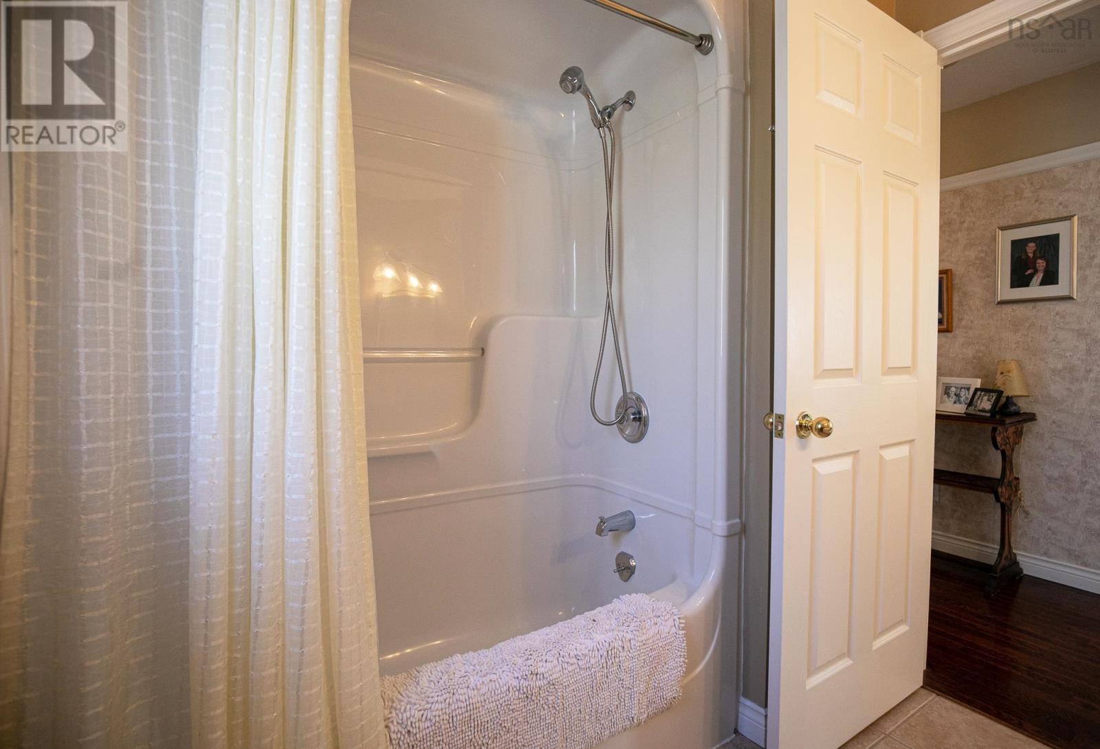 3 Penny Lane, Amherst, Nova Scotia  B4H 4V4 - Photo 37 - 202501735