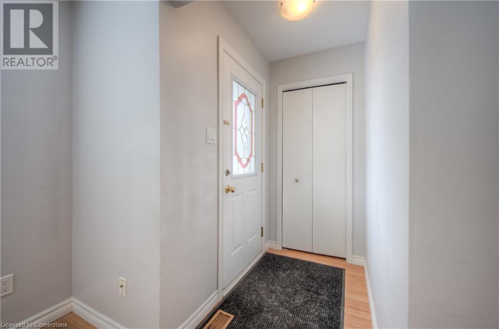 272 Bakersfield Drive, Cambridge, Ontario  N1R 6X7 - Photo 6 - 40691293