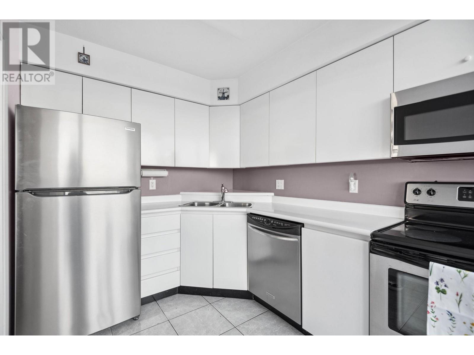 2401 120 W 2nd Street, North Vancouver, British Columbia  V7M 1C3 - Photo 11 - R2960831