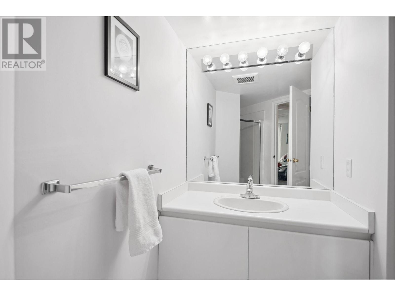 2401 120 W 2nd Street, North Vancouver, British Columbia  V7M 1C3 - Photo 18 - R2960831