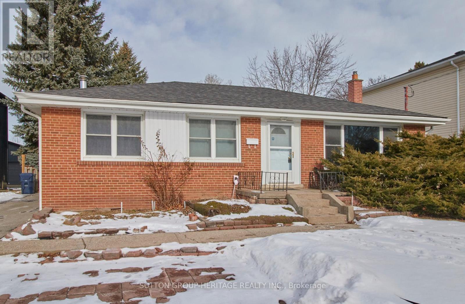 52 Emmeline Crescent, Toronto (Agincourt South-Malvern West), Ontario  M1S 1L2 - Photo 1 - E11943344