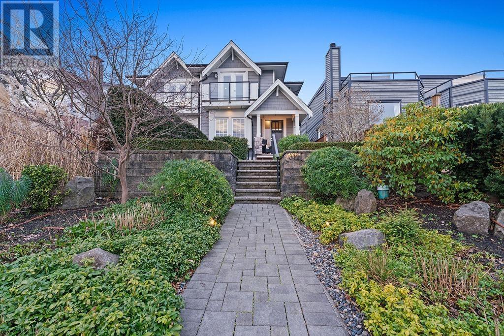 312 E 5th Street, North Vancouver, British Columbia  V7L 1L9 - Photo 39 - R2956191