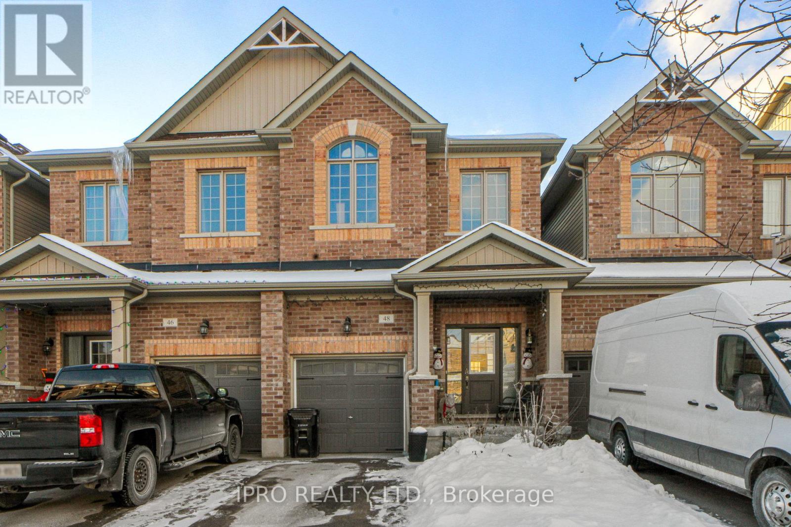 Property at 48 HOARD AVENUE N image 1