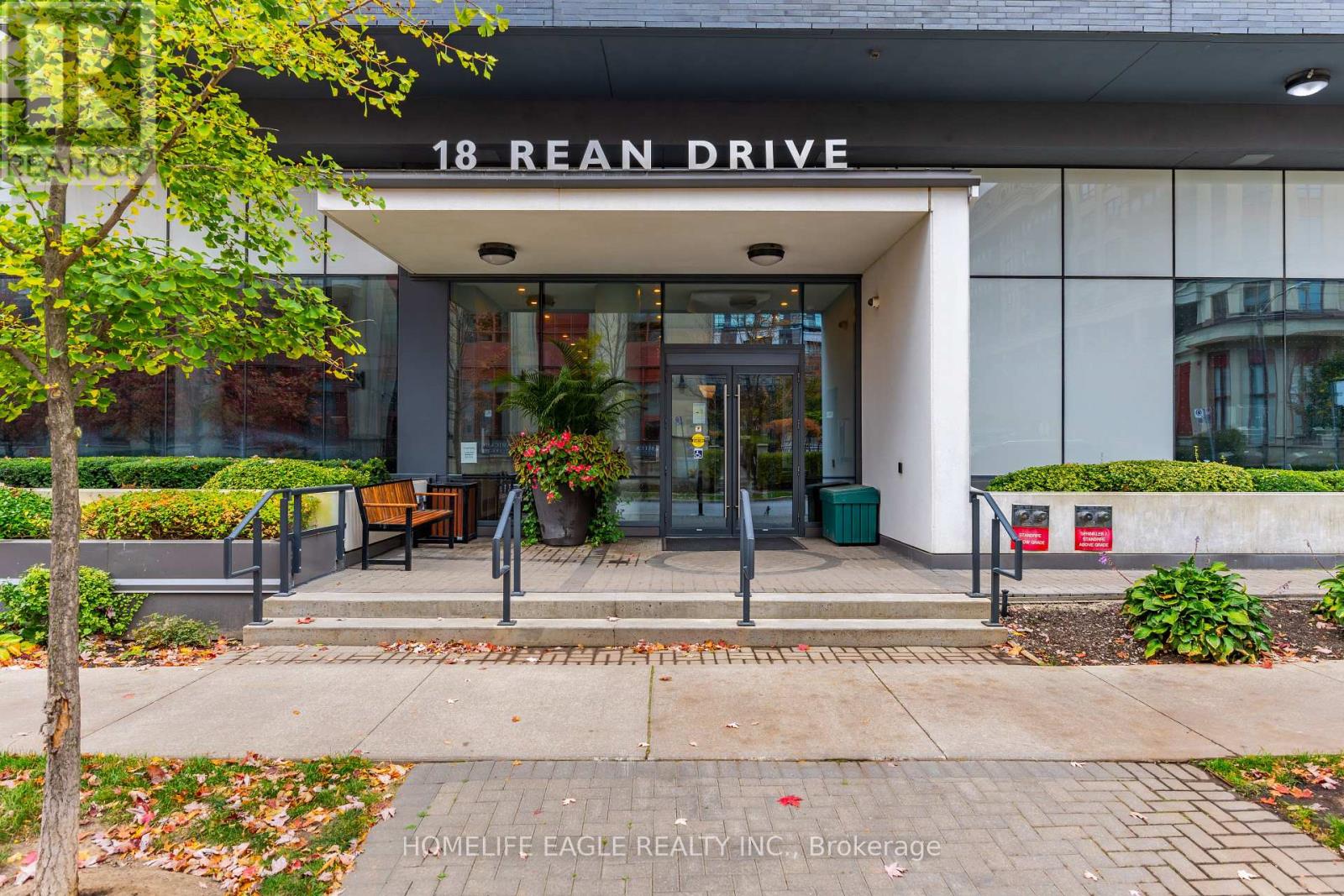 Property at 222 - 18 REAN DRIVE image 2