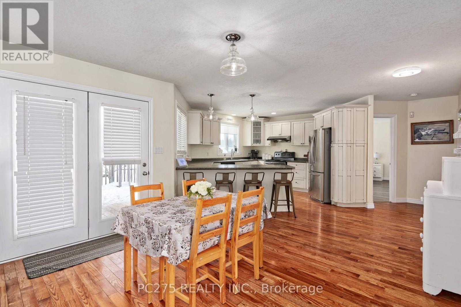 11630 Catherine Road, West Elgin, Ontario  N0L 2P0 - Photo 14 - X11943650