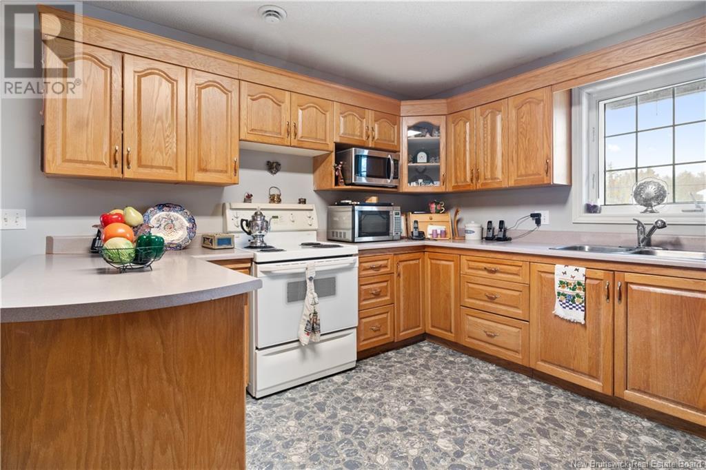 41 Comeau, Saint-Louis-De-Kent, New Brunswick  E4X 1R3 - Photo 16 - NB111829