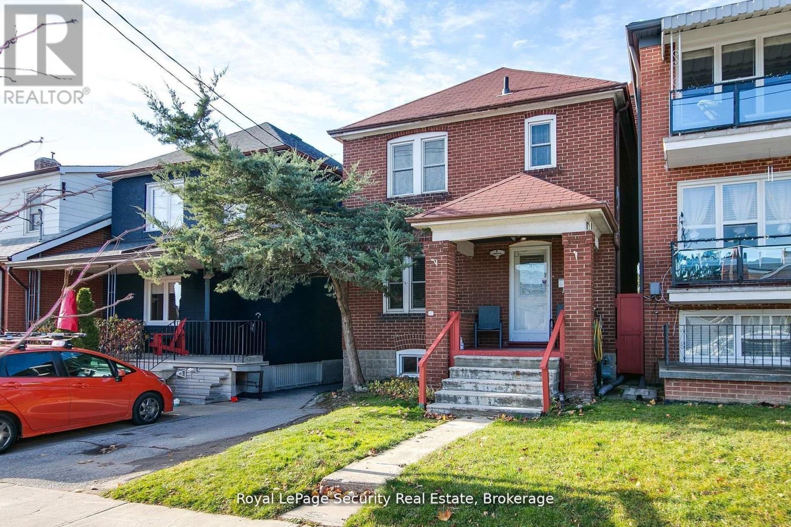 94 FAIRBANK AVENUE, Toronto, Ontario