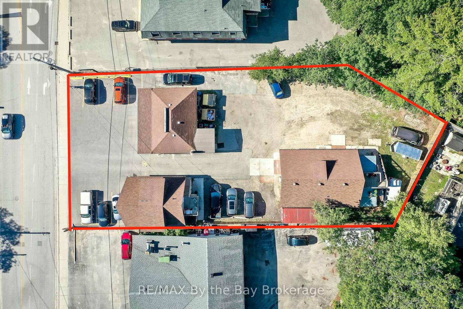 1232 Mosley Street, Wasaga Beach, Ontario  L9Z 2E5 - Photo 3 - S11943769