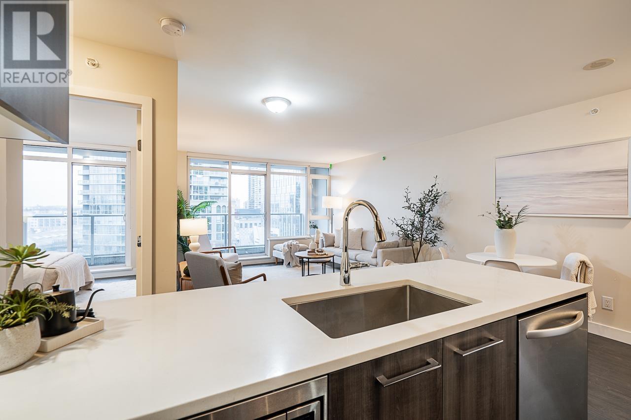 901 668 COLUMBIA STREET