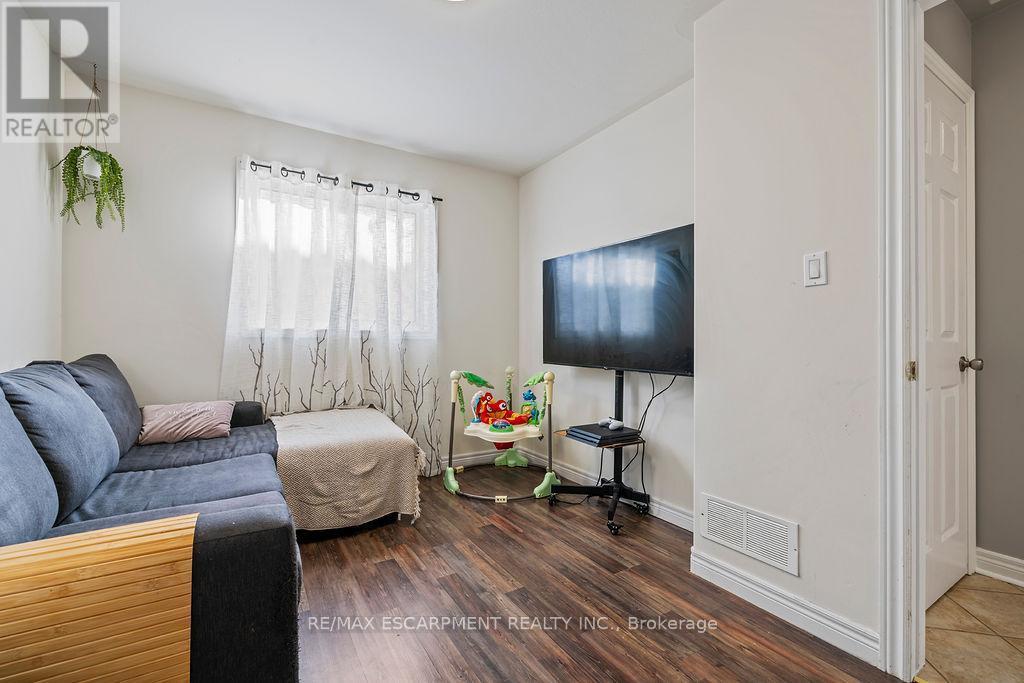 291 St Lawrence Drive, Welland, Ontario  L2C 7H7 - Photo 22 - X11943856