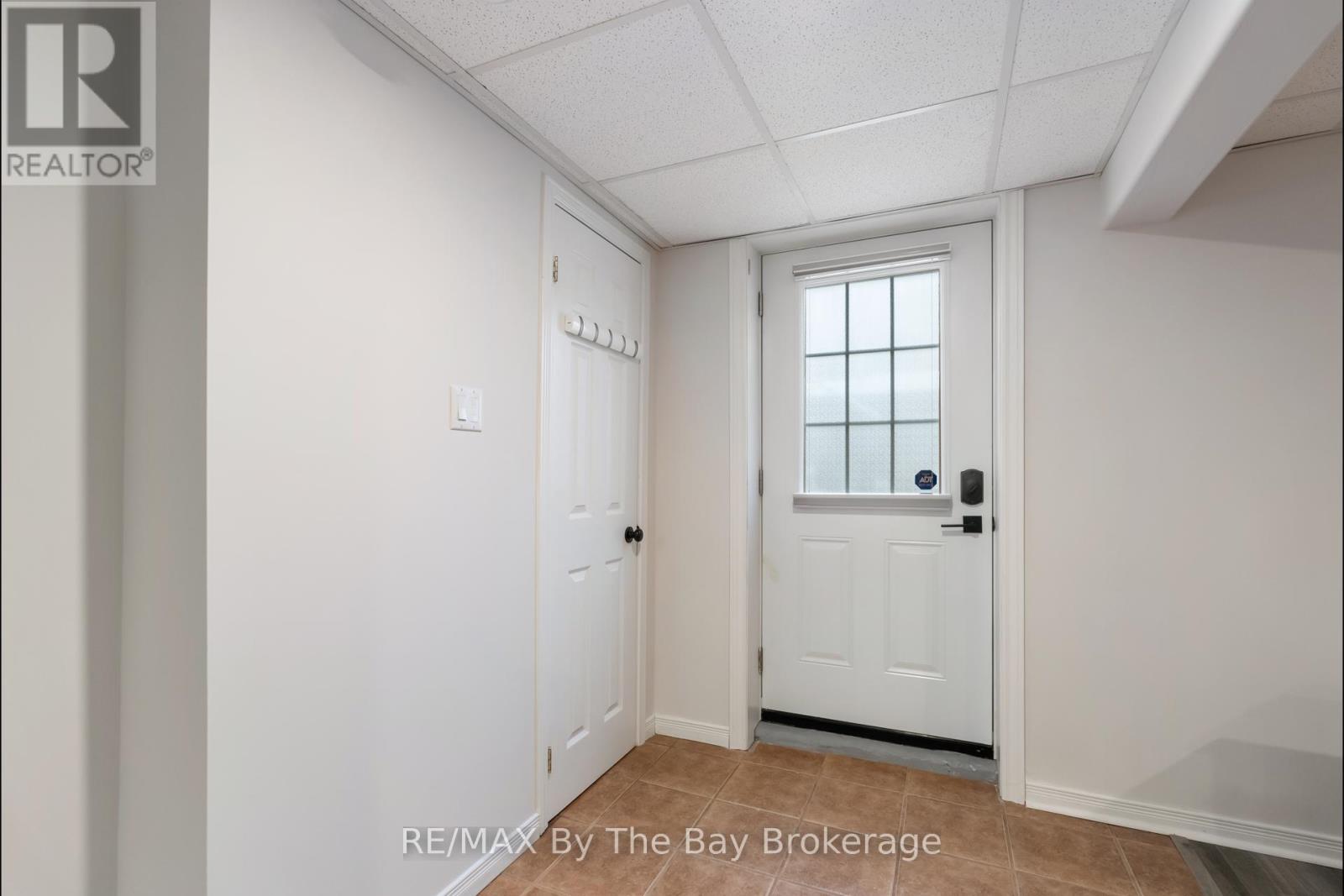 12 Birchwood Trail, Wasaga Beach, Ontario  L9Z 1B2 - Photo 33 - S11943031