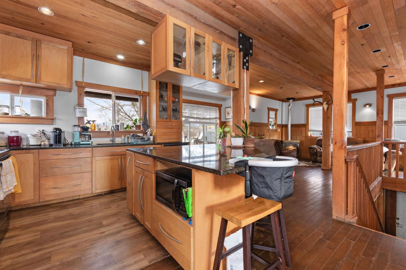 8971 Nowell Street, Chilliwack Downtown, Chilliwack, British Columbia V2P 4W9 - Photo 3 - R2960825