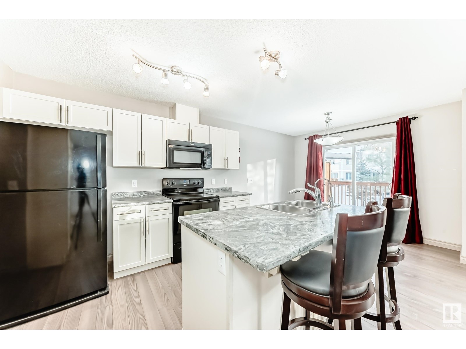 #6 445 Brintnell Bv Nw, Edmonton, Alberta  T5Y 0V5 - Photo 9 - E4419450