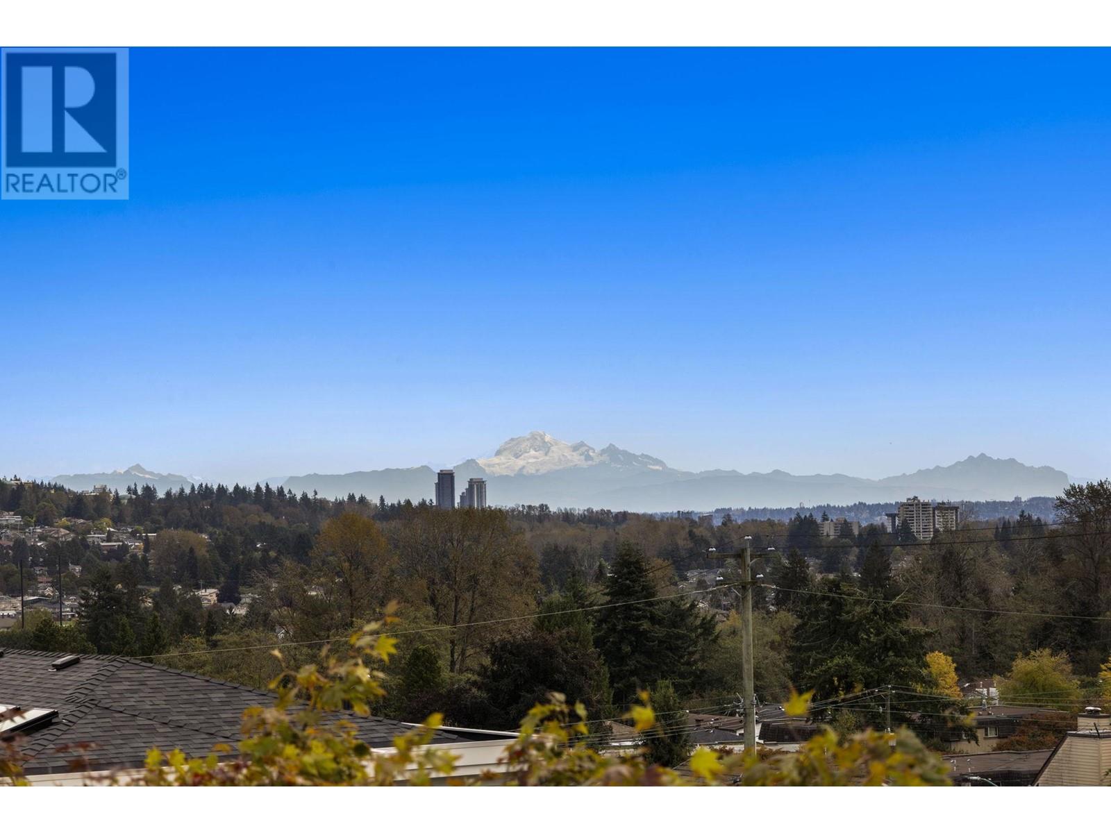 Listing Picture 12 of 40 : 51 N SEA AVENUE, Burnaby / 本拿比 - 魯藝地產 Yvonne Lu Group - MLS Medallion Club Member