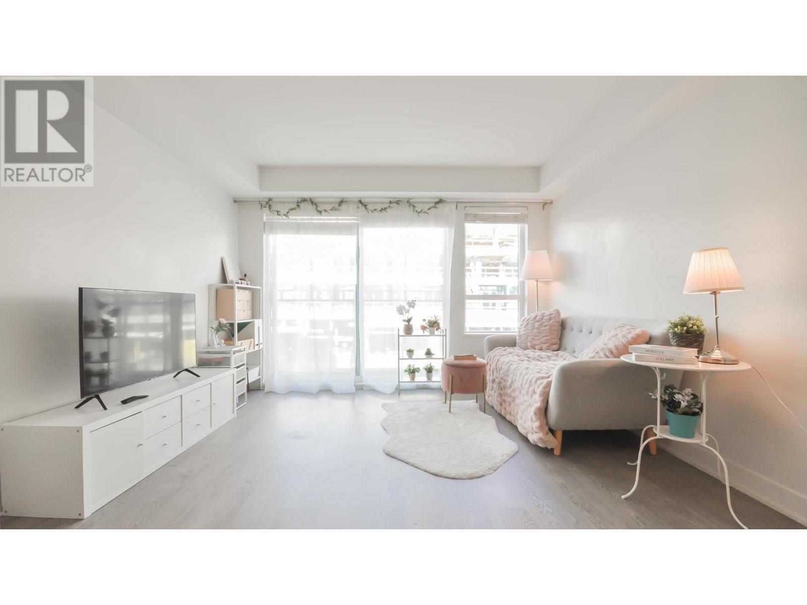 Listing Picture 9 of 21 : 202 2858 W 4TH AVENUE, Vancouver / 溫哥華 - 魯藝地產 Yvonne Lu Group - MLS Medallion Club Member