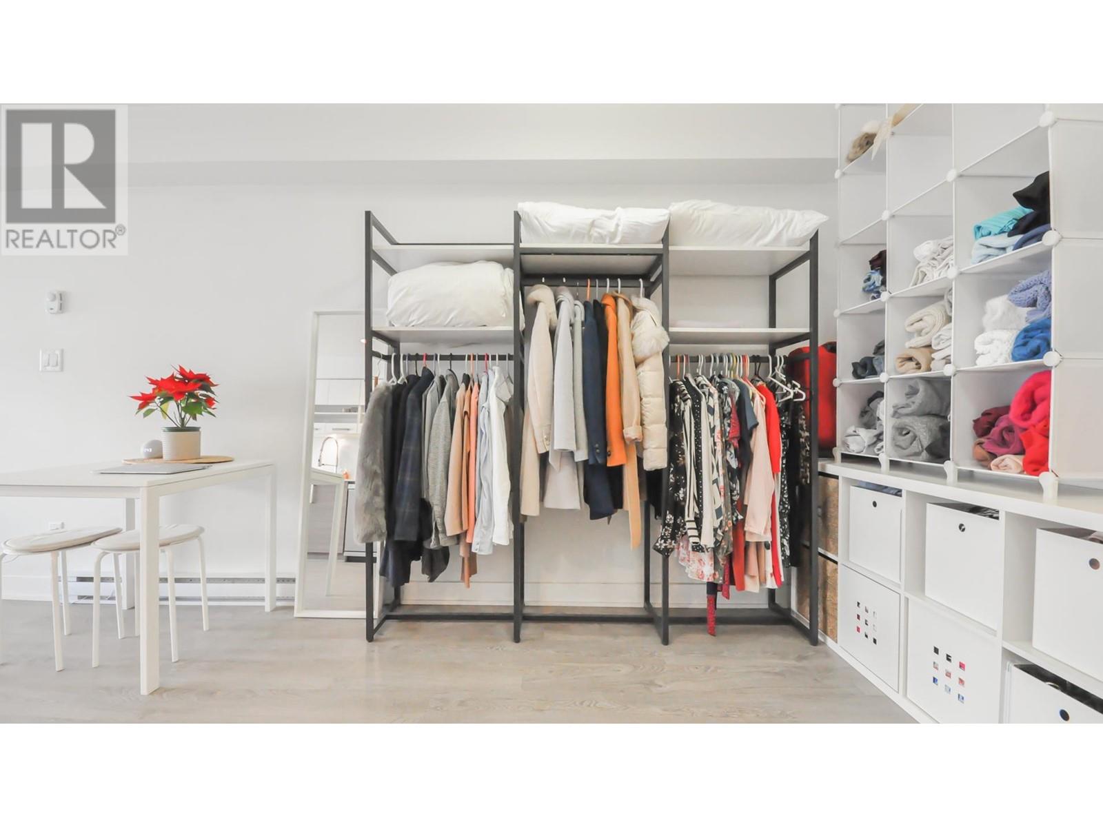 Listing Picture 6 of 21 : 202 2858 W 4TH AVENUE, Vancouver / 溫哥華 - 魯藝地產 Yvonne Lu Group - MLS Medallion Club Member