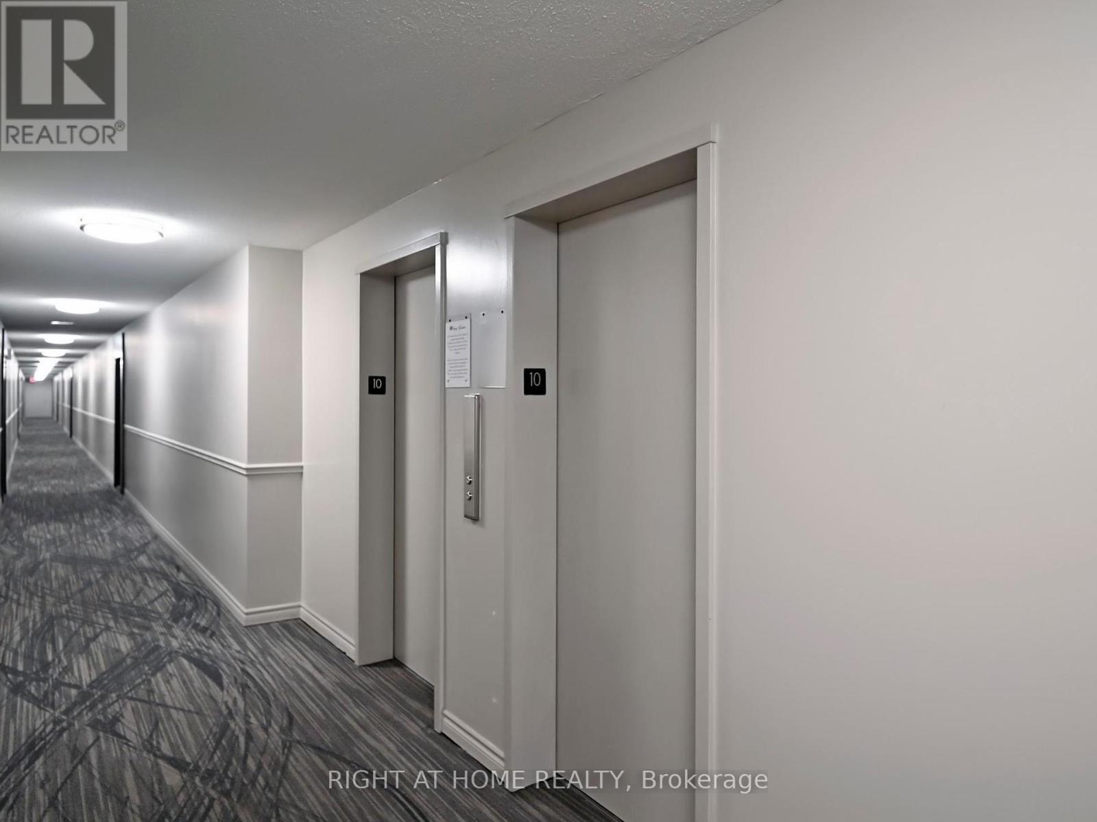 Property at 1004 - 1100 CAVEN STREET image 5
