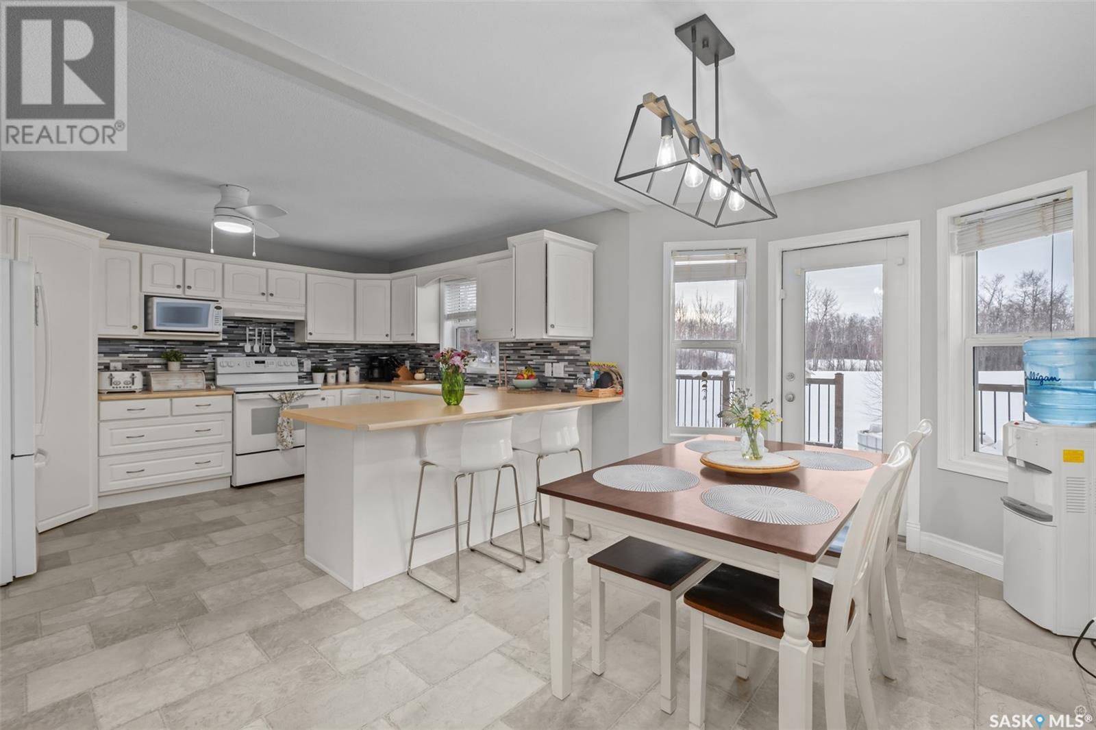 Property at 1006 Silver Willow Road image 2