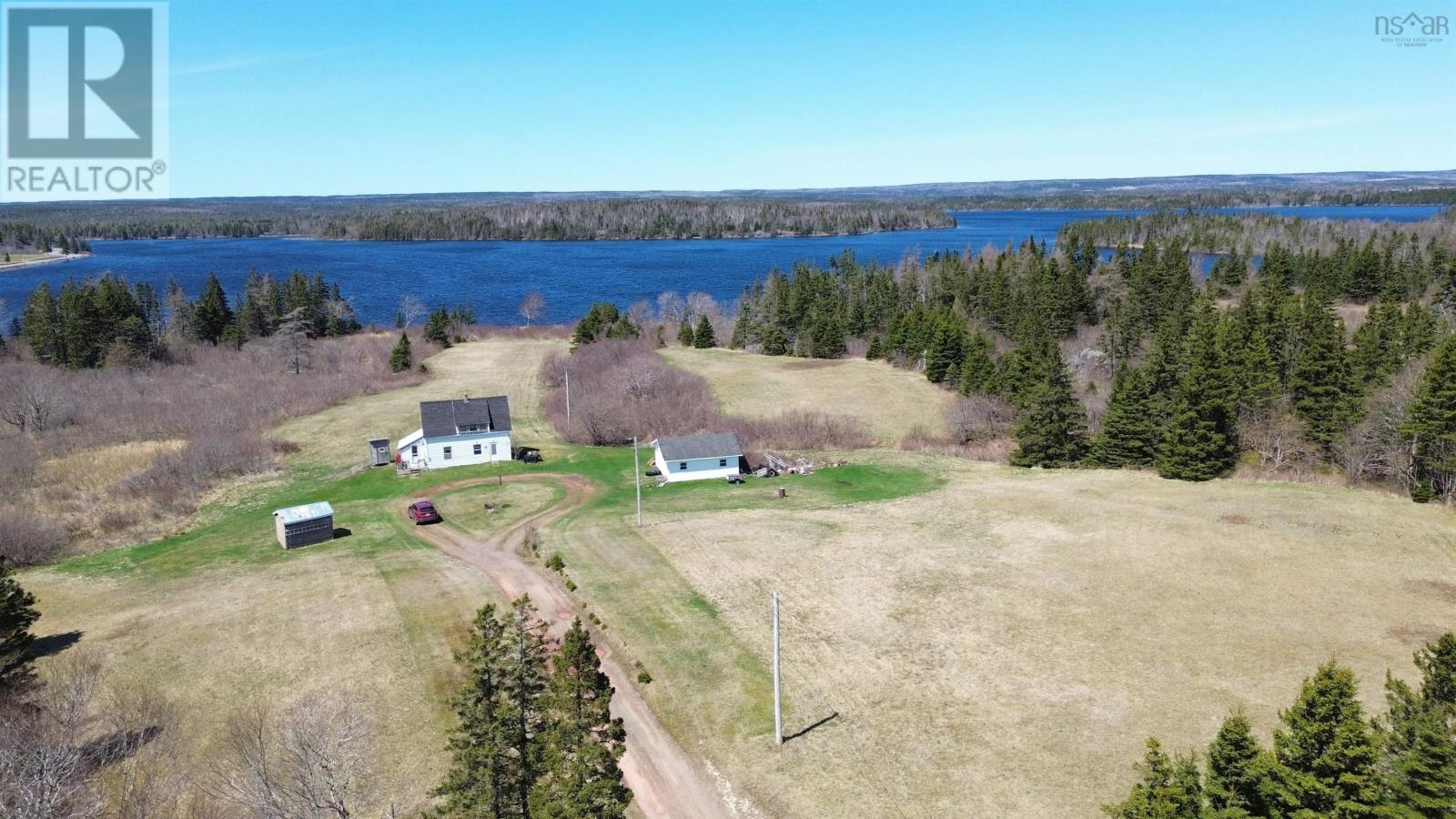 2289 Loch Lomond Road, Loch Lomond, Nova Scotia  B2E 1B9 - Photo 11 - 202501598