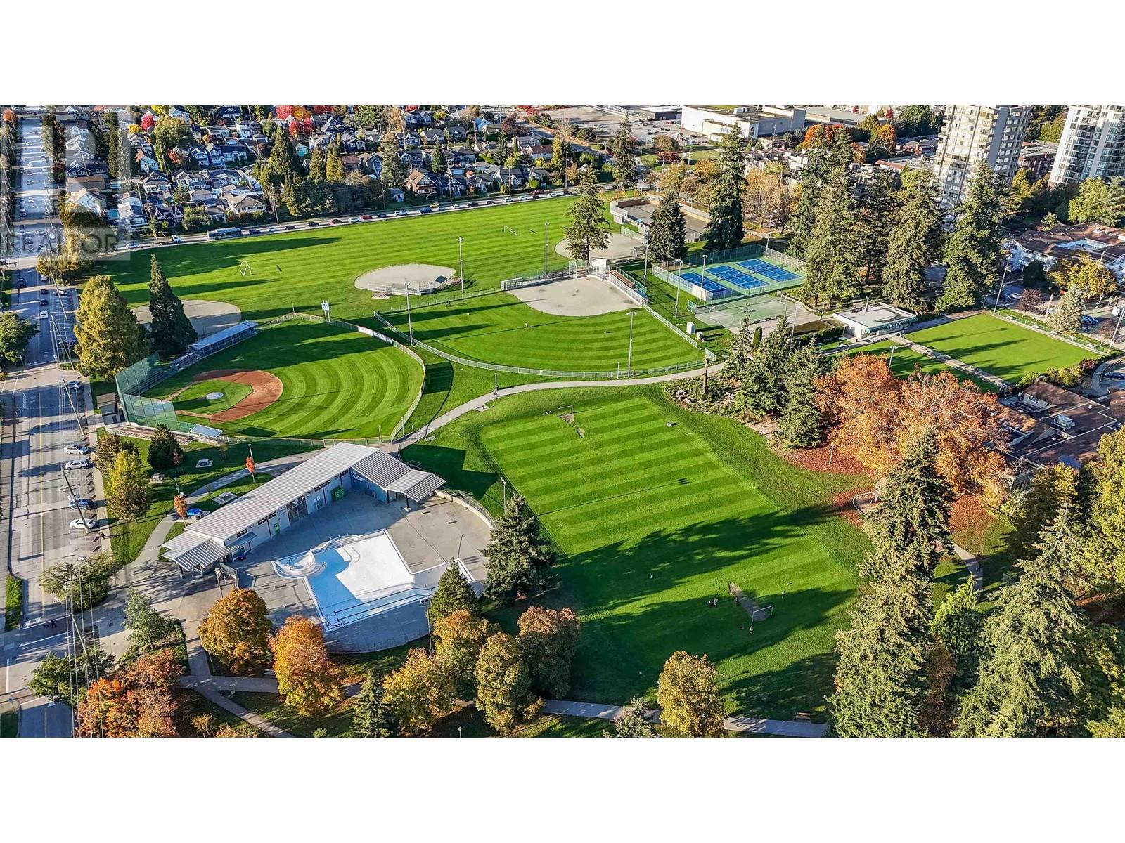 1011 Fifth Avenue, New Westminster, British Columbia  V3M 1Y4 - Photo 16 - R2937399
