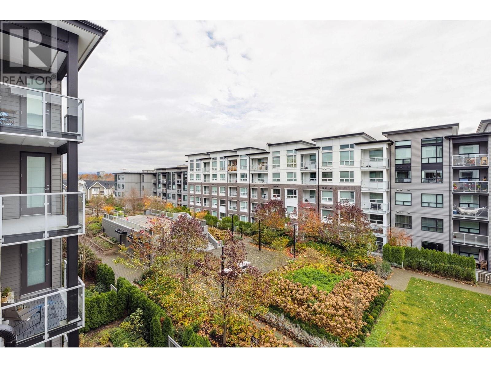 Listing Picture 21 of 30 : 425 9213 ODLIN ROAD, Richmond / 烈治文 - 魯藝地產 Yvonne Lu Group - MLS Medallion Club Member