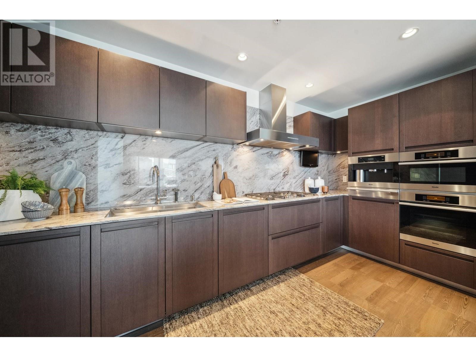 Listing Picture 30 of 40 : 4603 1011 W CORDOVA STREET, Vancouver / 溫哥華 - 魯藝地產 Yvonne Lu Group - MLS Medallion Club Member