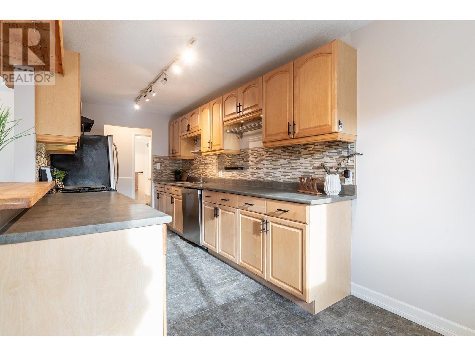 Property at 59 928 PREMIER STREET image 5